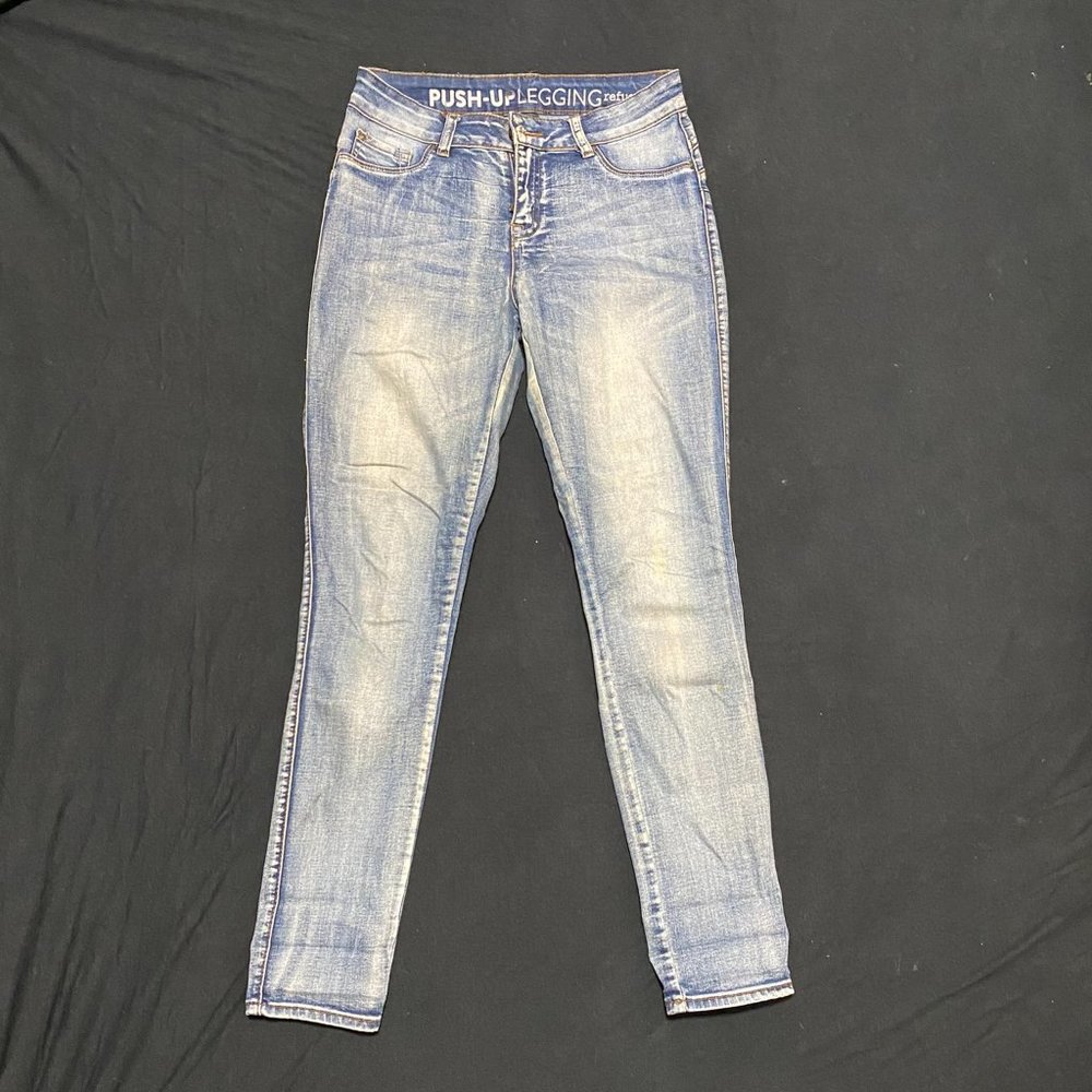 Classic Skinny Jeans
